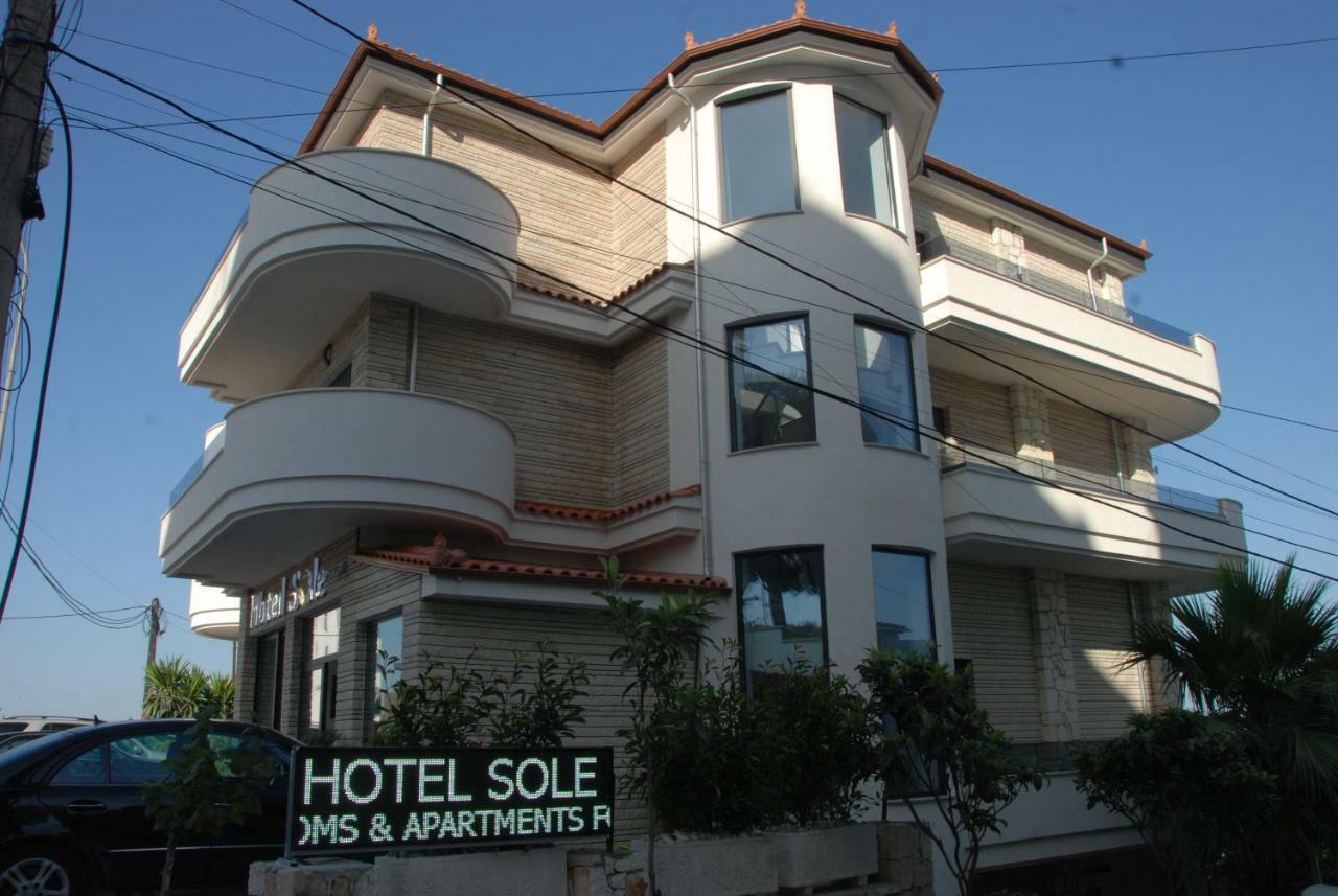 Hotel Sole Саранда Екстер'єр фото