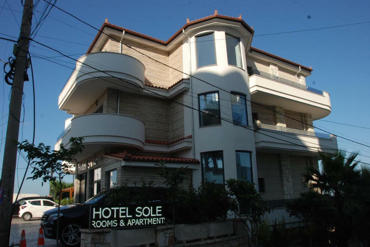 Hotel Sole Саранда Екстер'єр фото